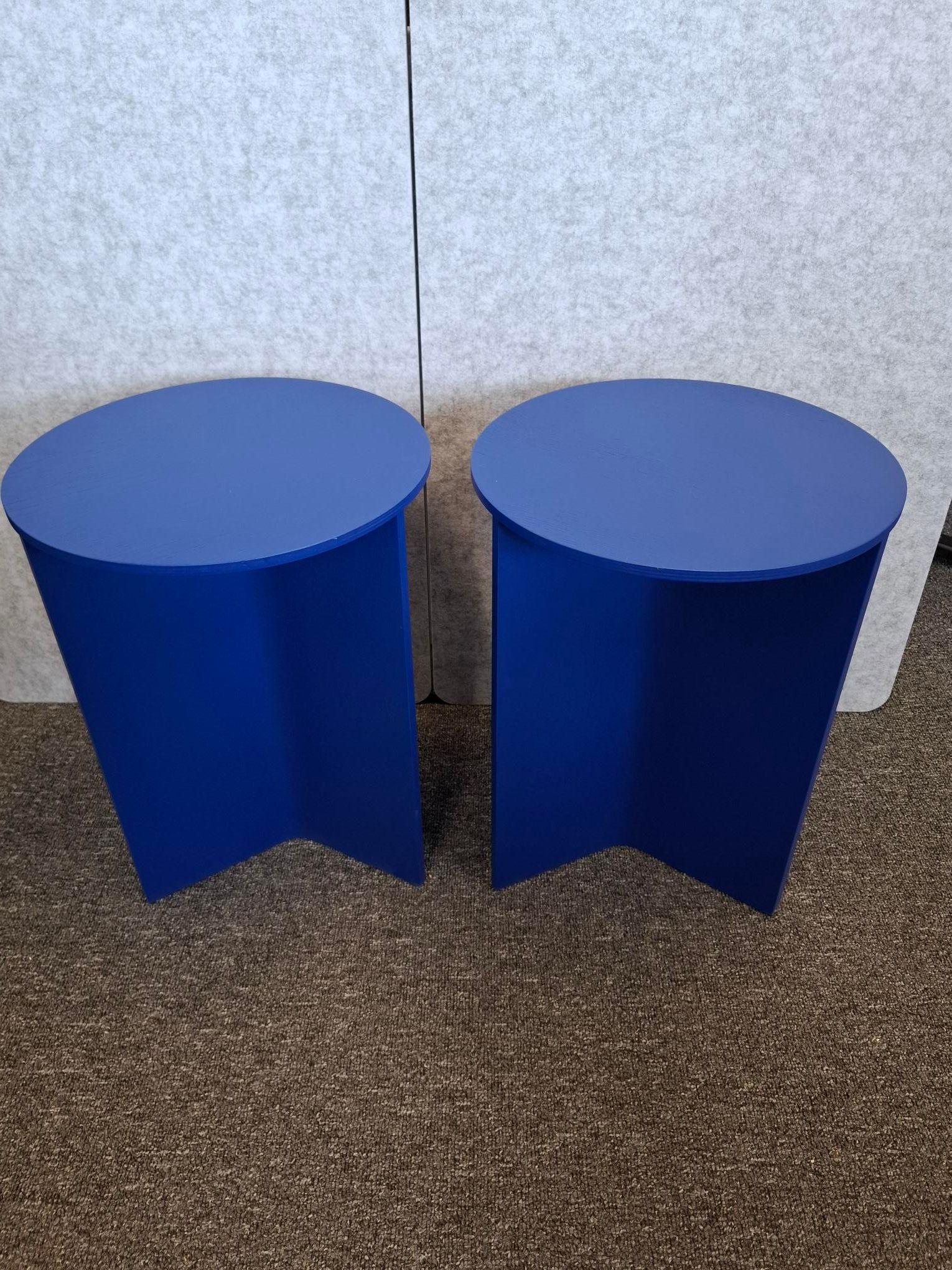 Image 2/8