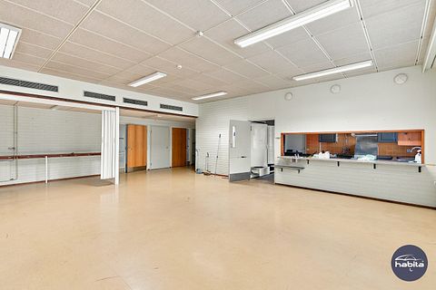 Image 21/23