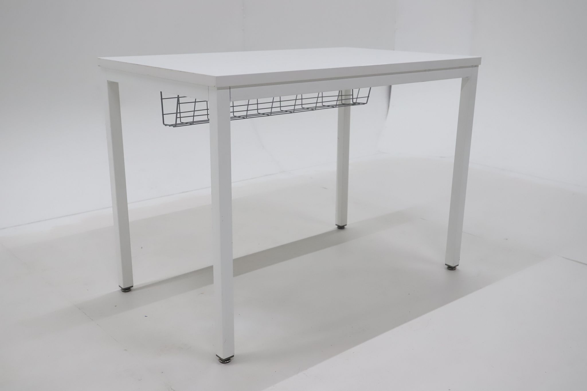 Image 1/8
