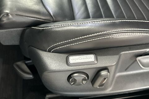 Image 11/19