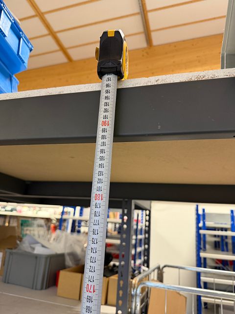 Image 5/8