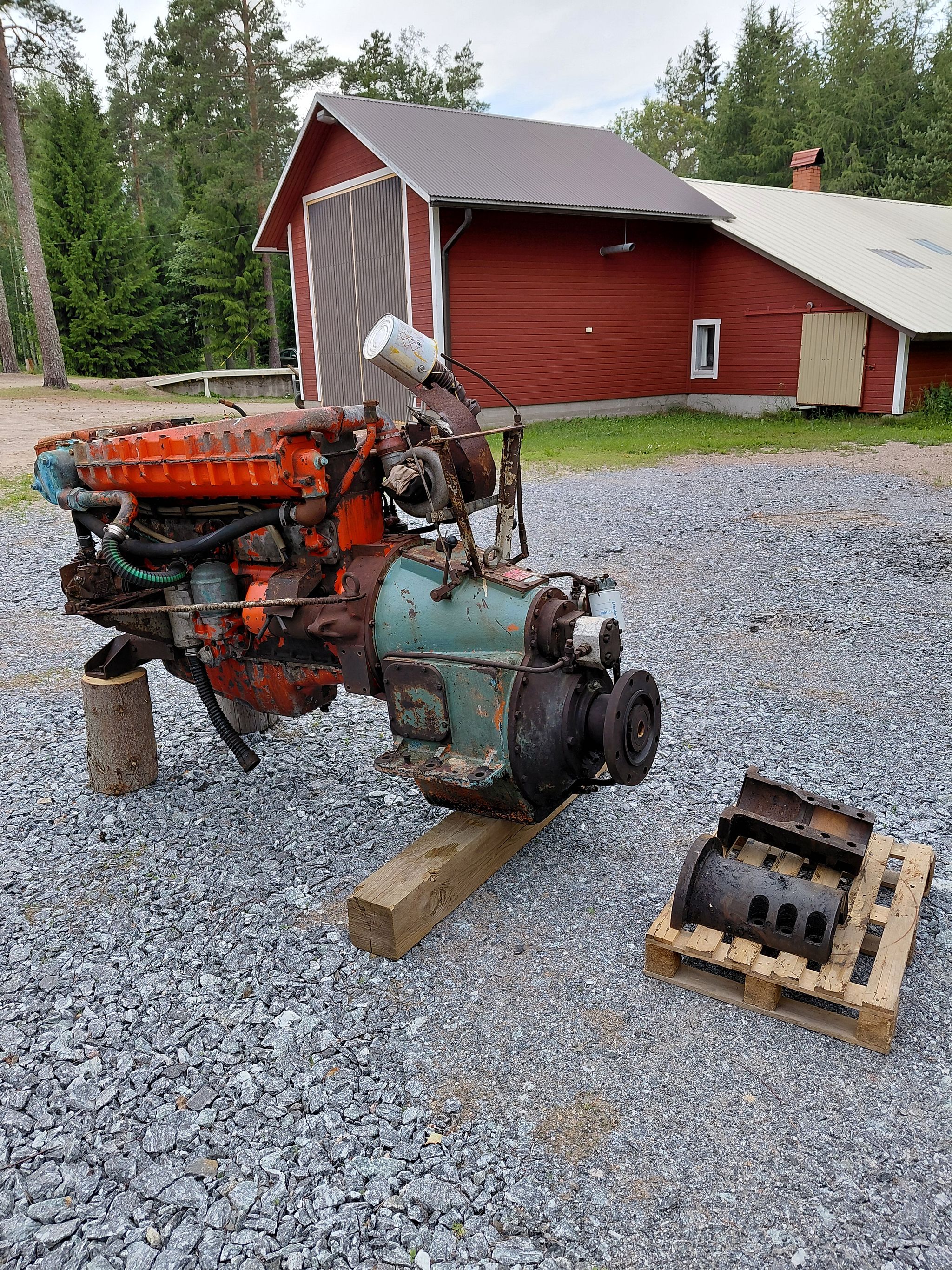 Image 6/25