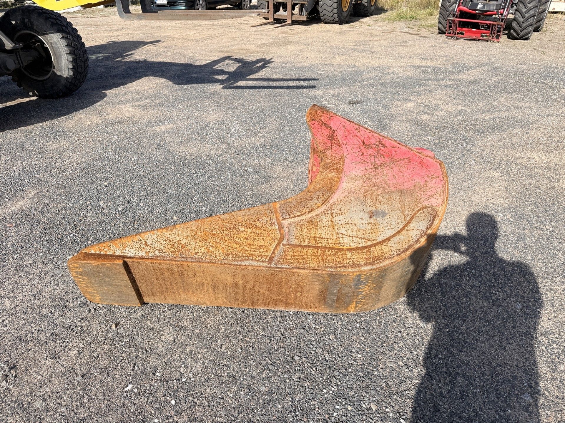 Image 4/4