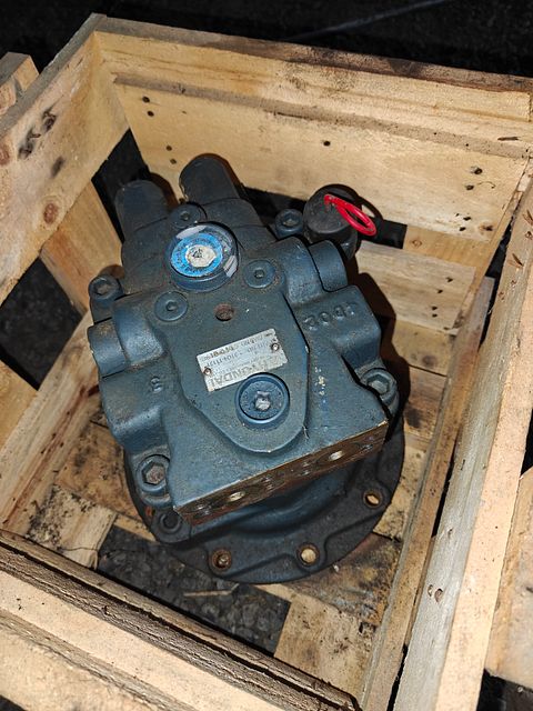 Image 3/4