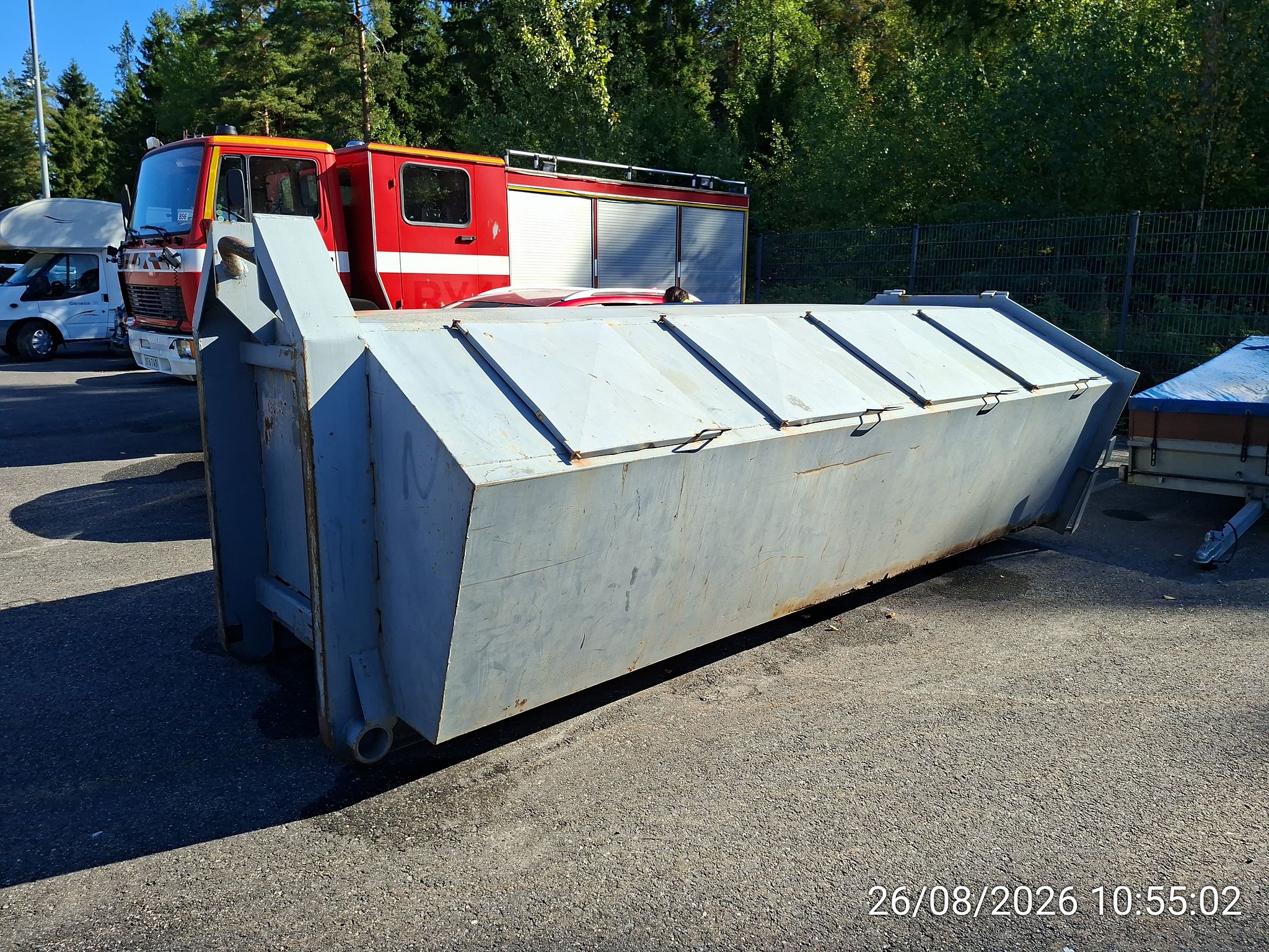 Image 1/6