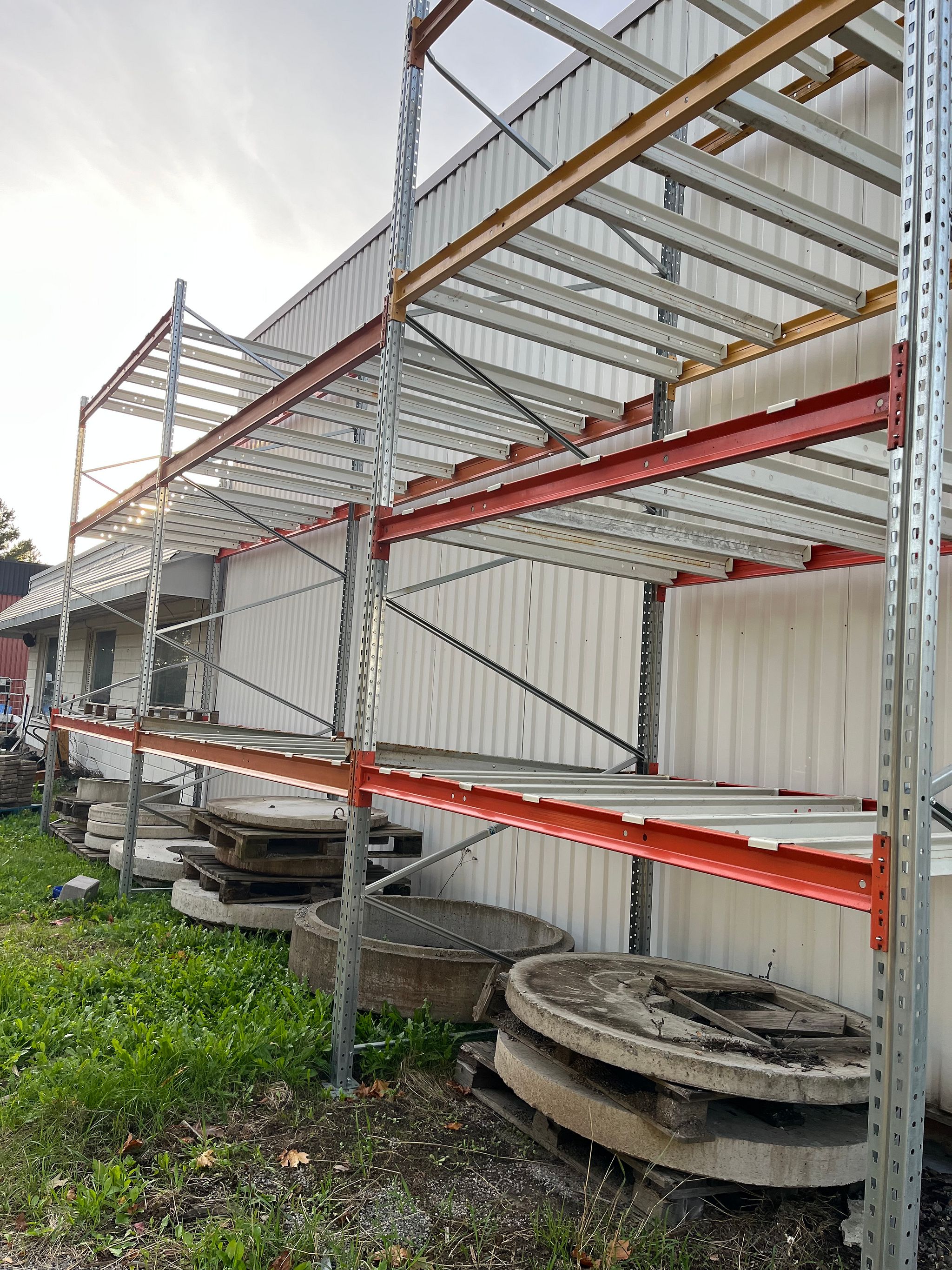 Image 2/7