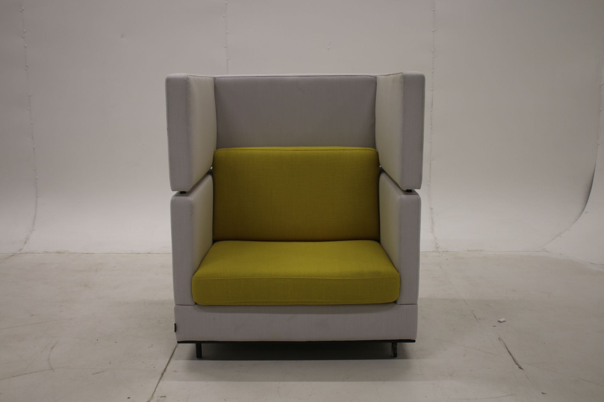 Image 2/10