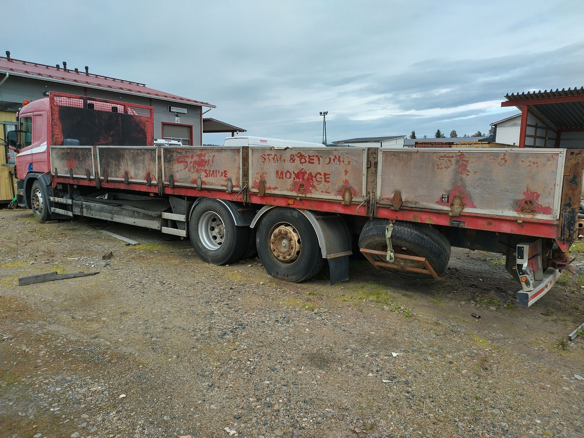 Image 6/13