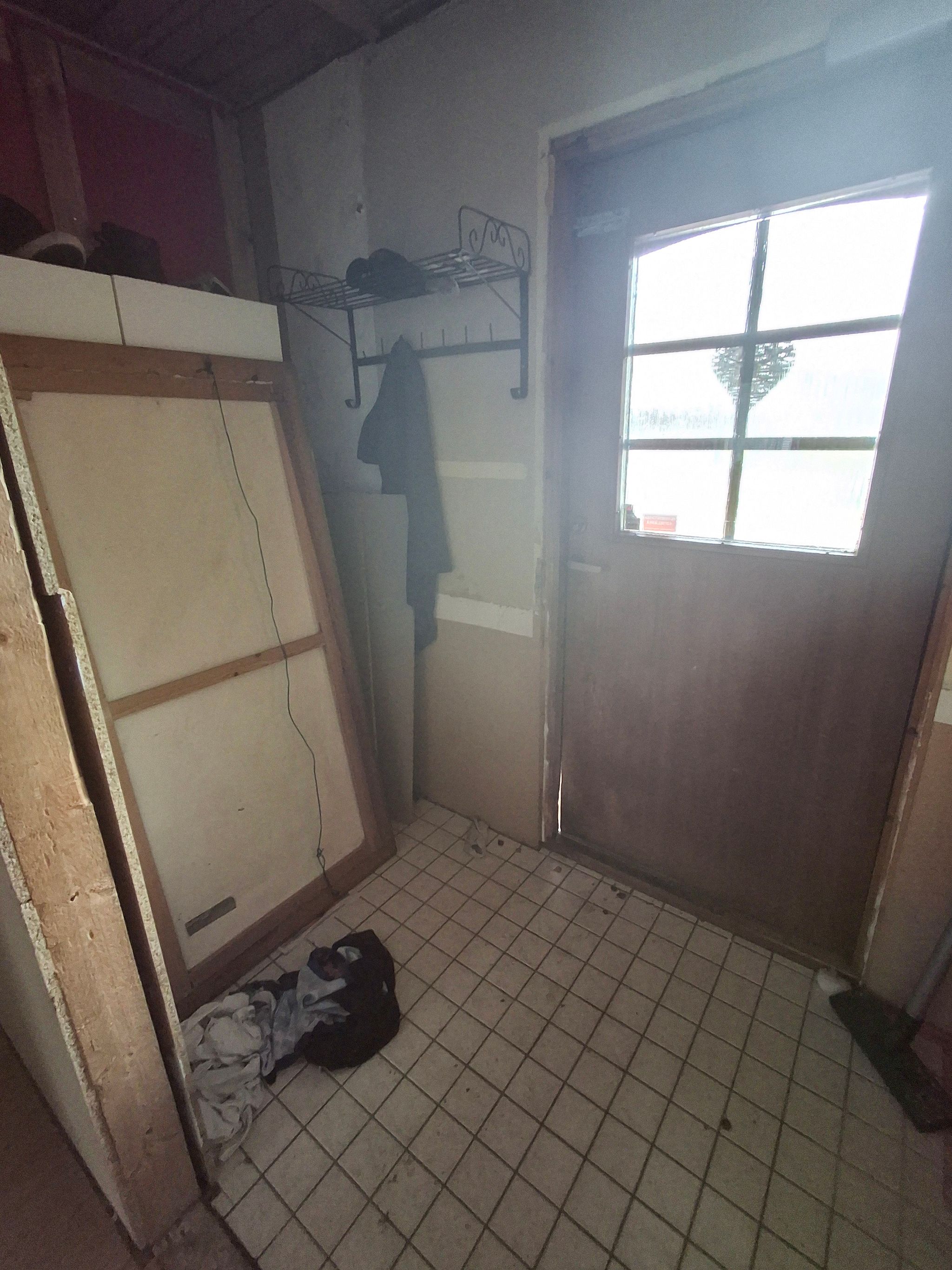 Image 3/33