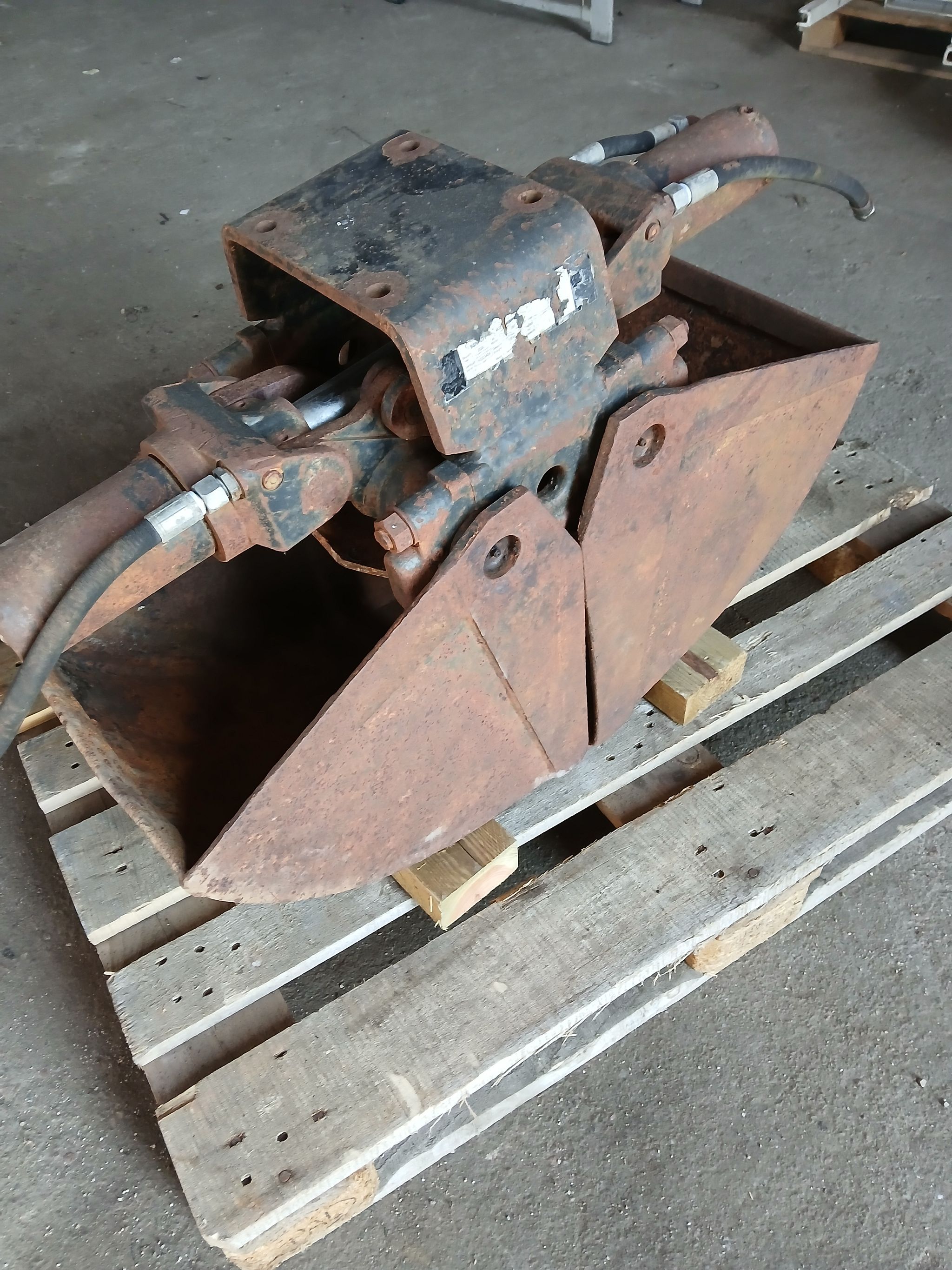 Image 11/11