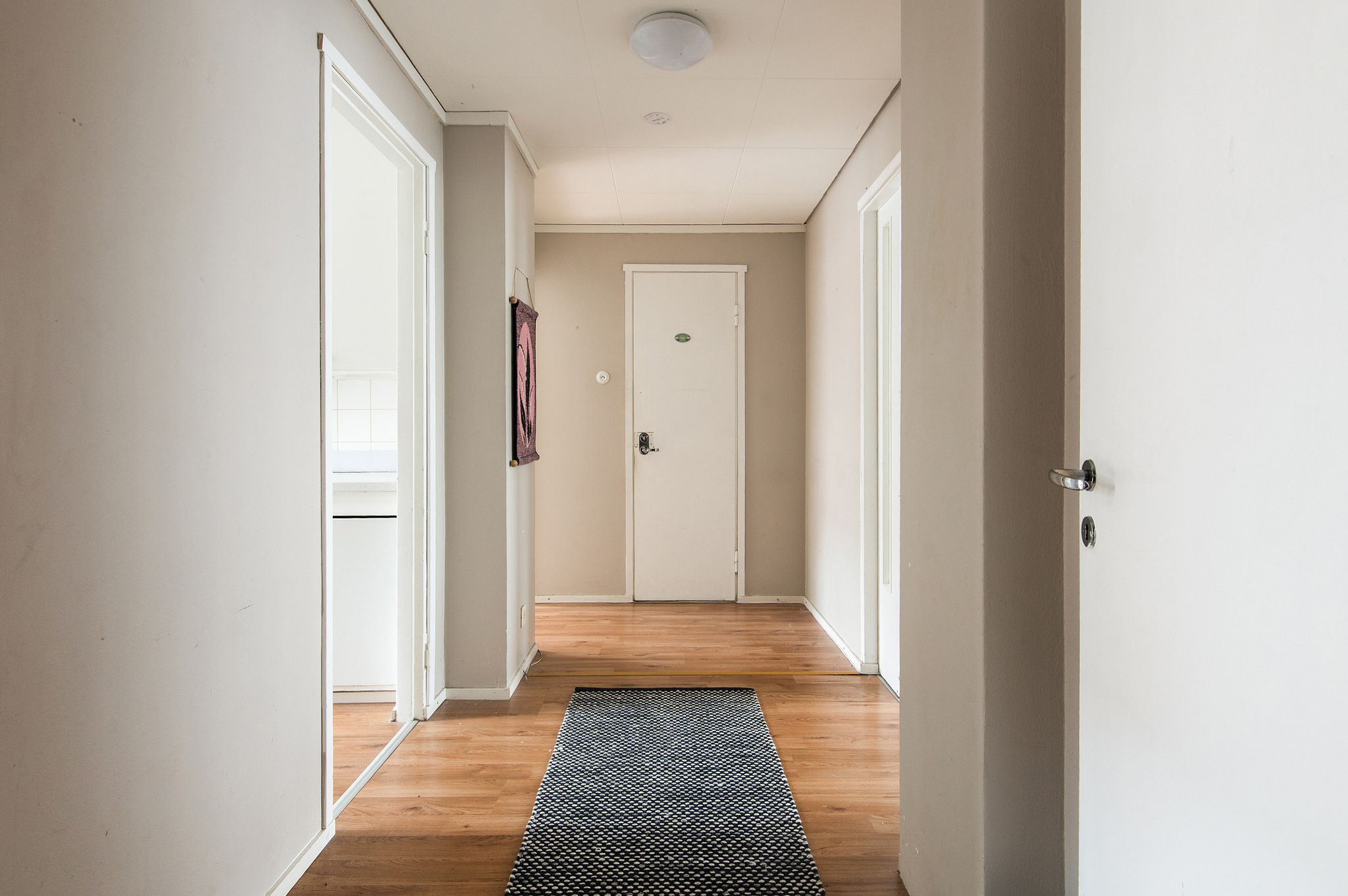 Image 7/15