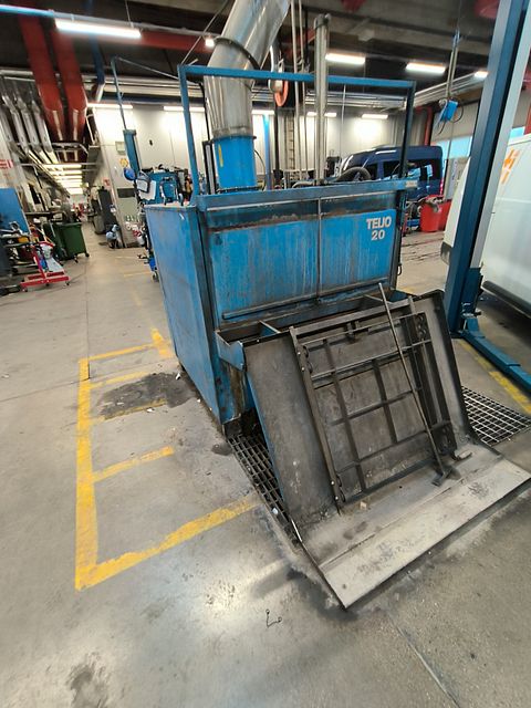Image 1/13