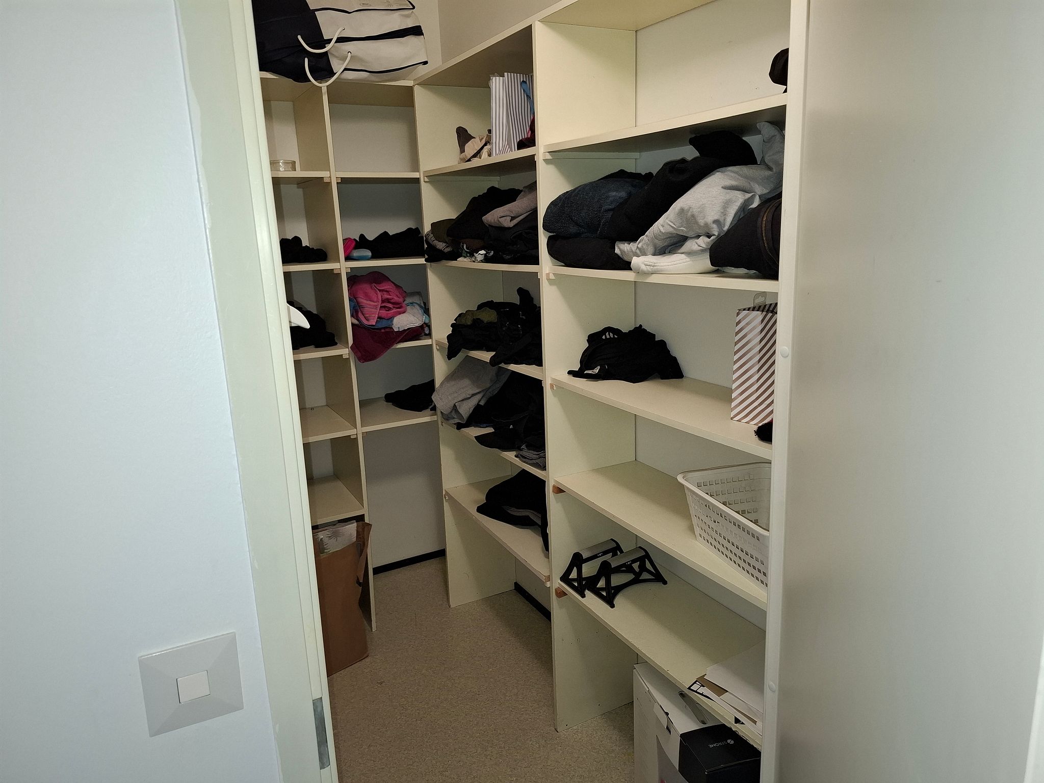 Image 11/13