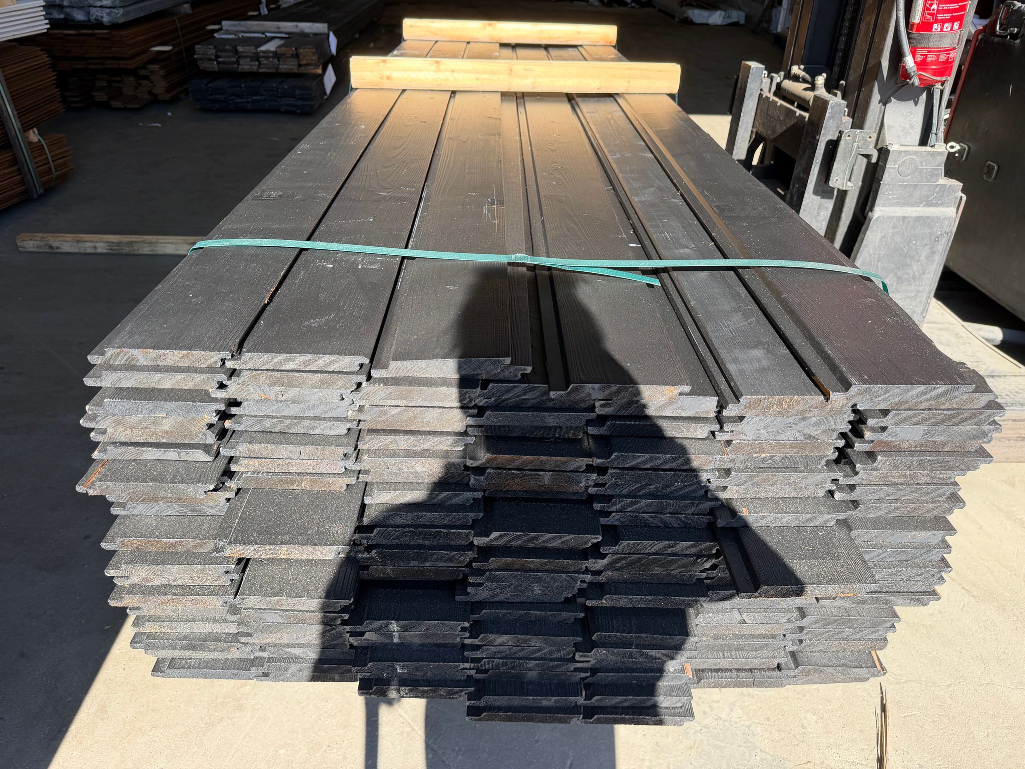 Image 6/9