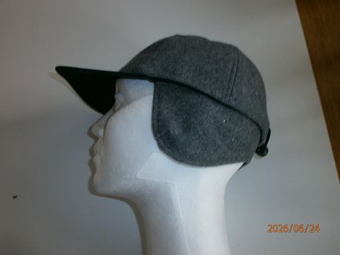 Image 4/8