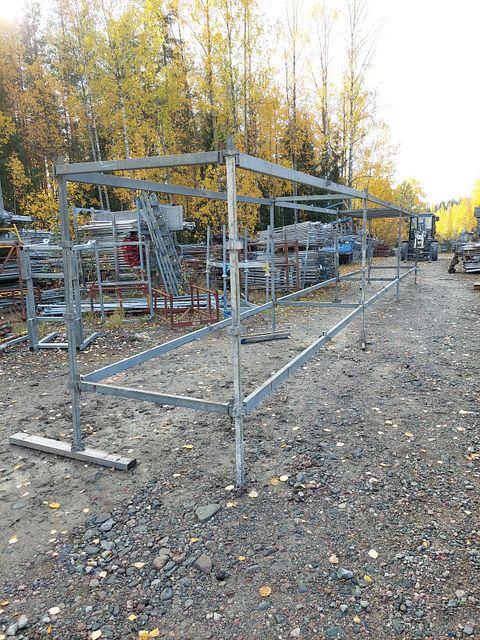 Image 2/4