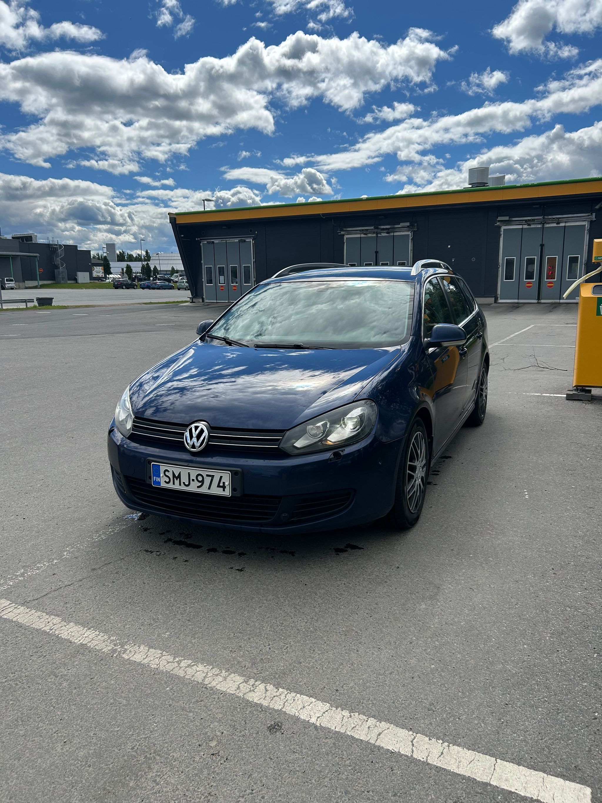 Image 2/28