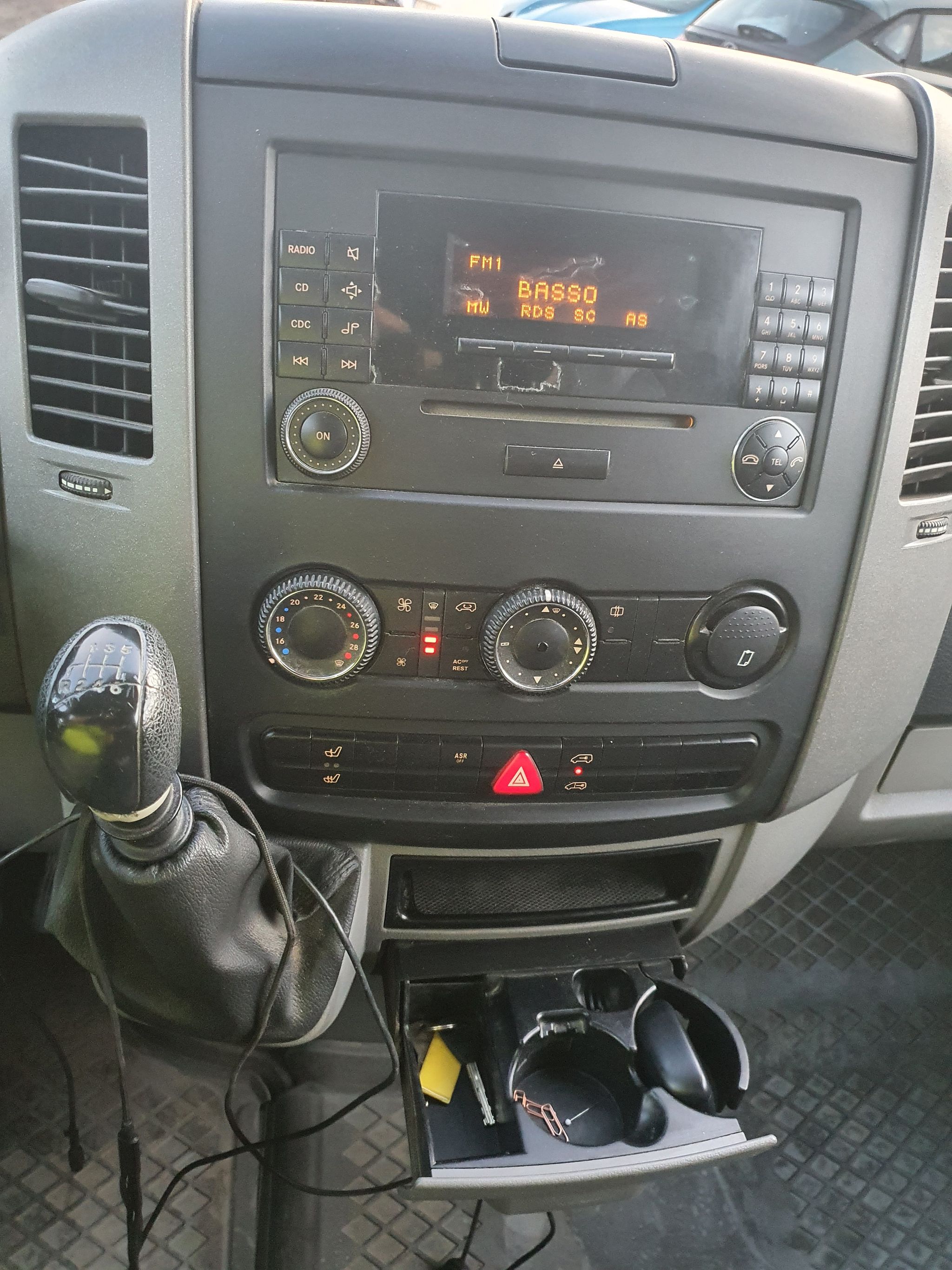 Image 7/8
