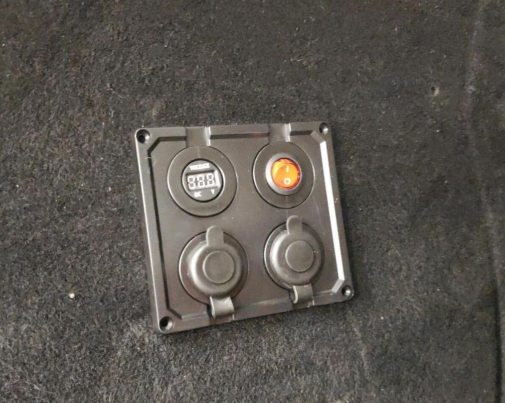 Image 12/30