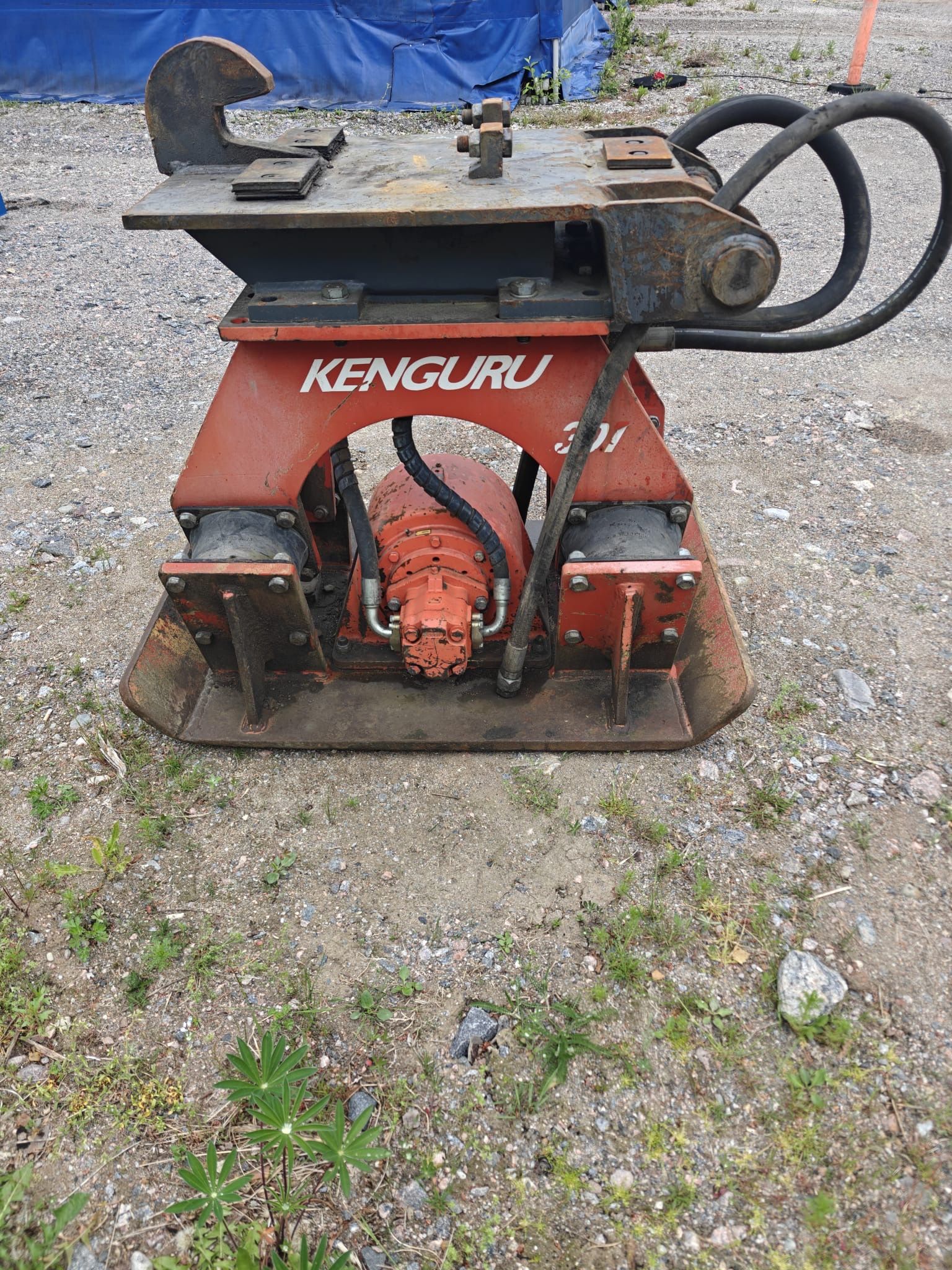 Image 1/6