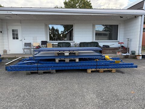 Image 1/10