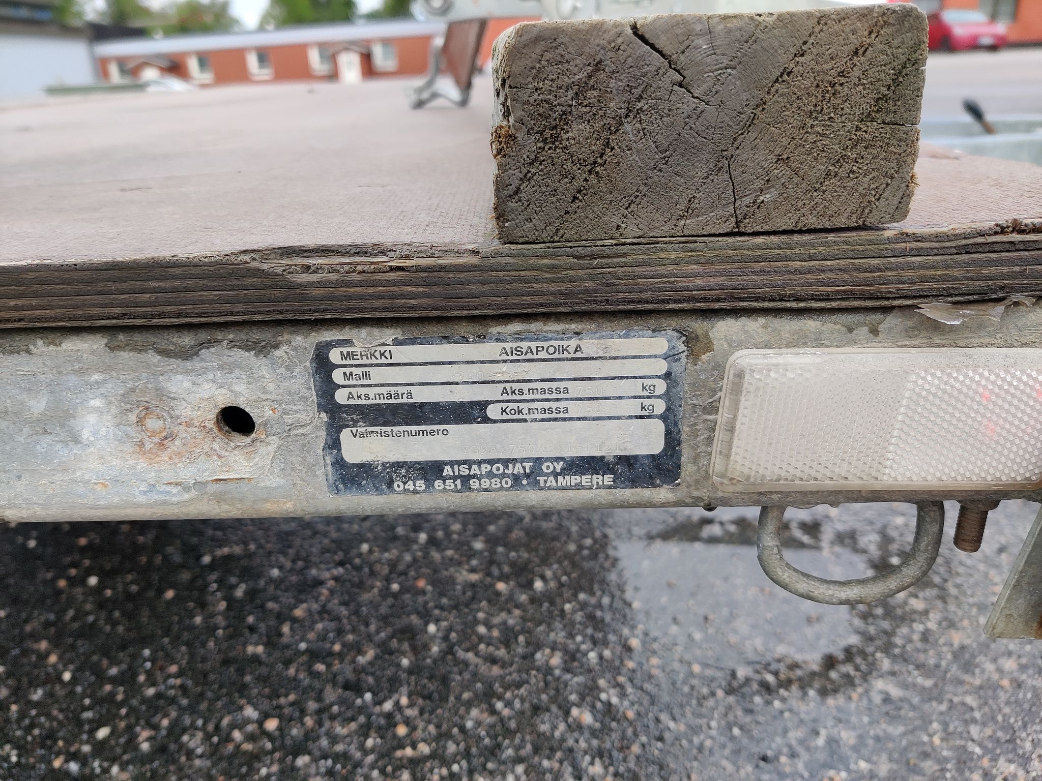 Image 8/16