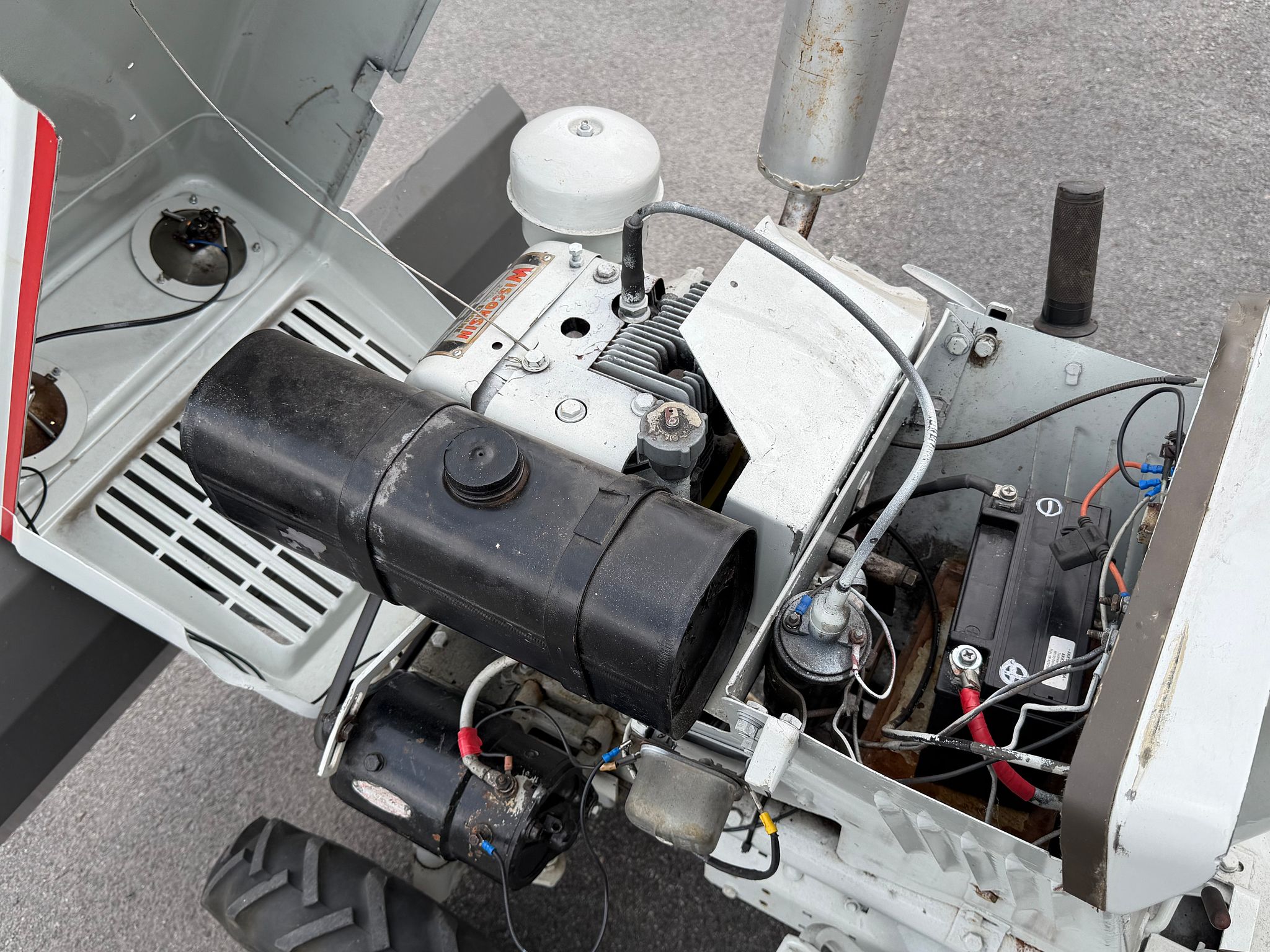 Image 6/8