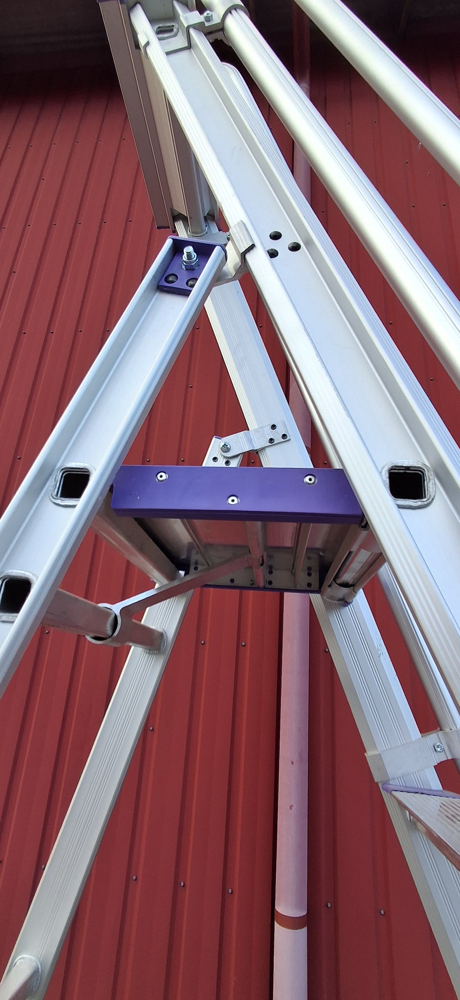 Image 3/8