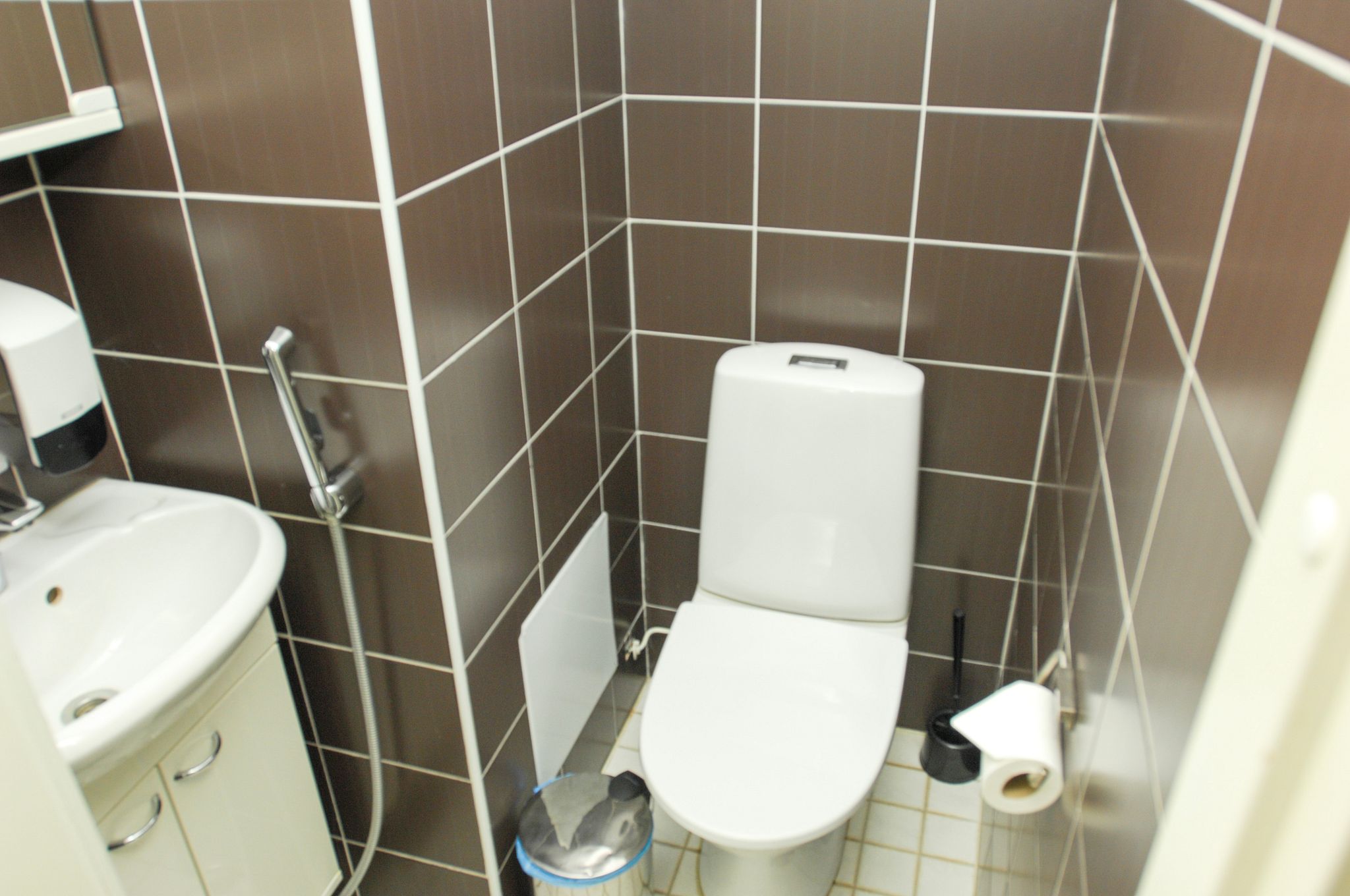 Image 19/28