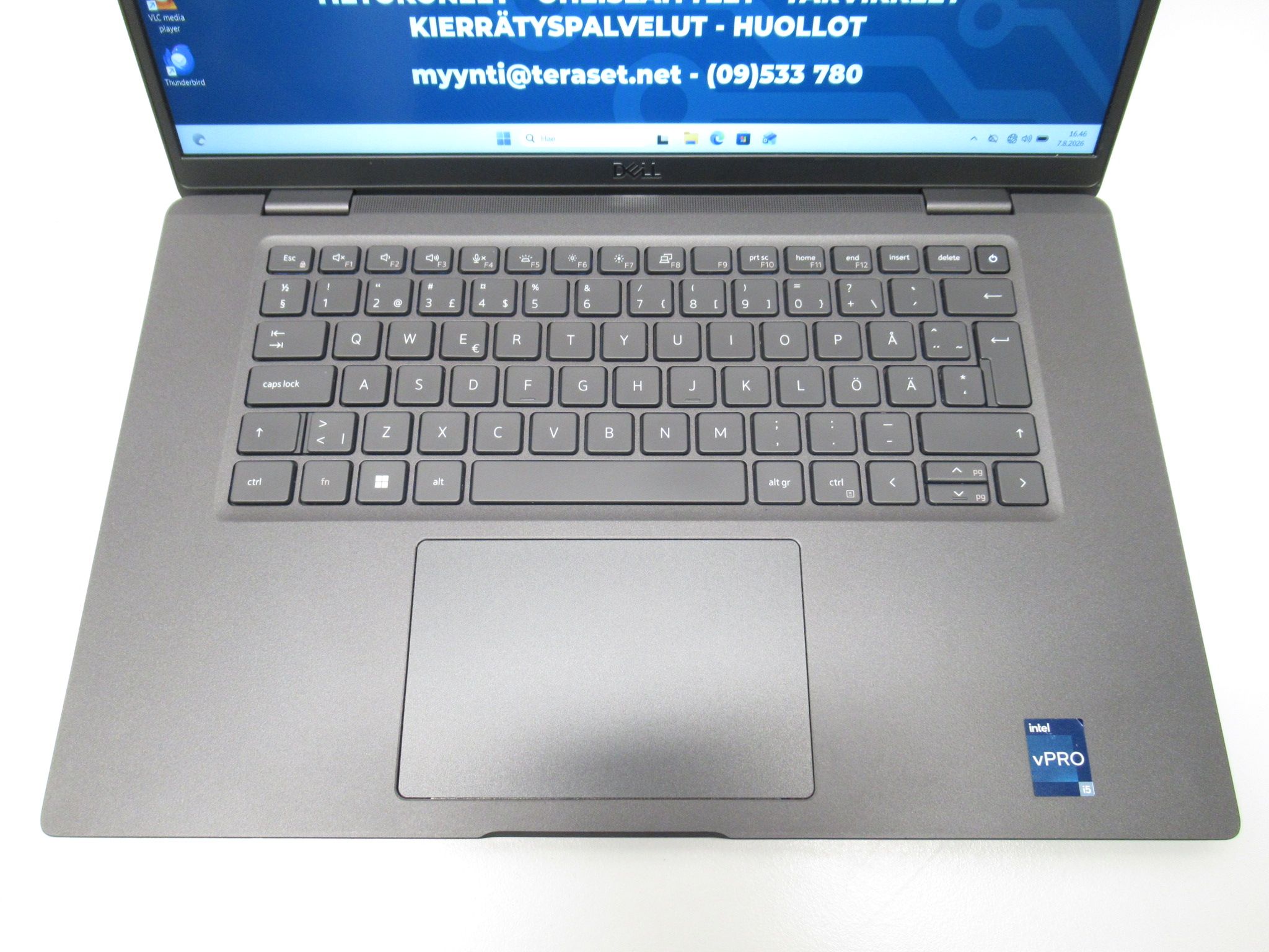 Image 3/8