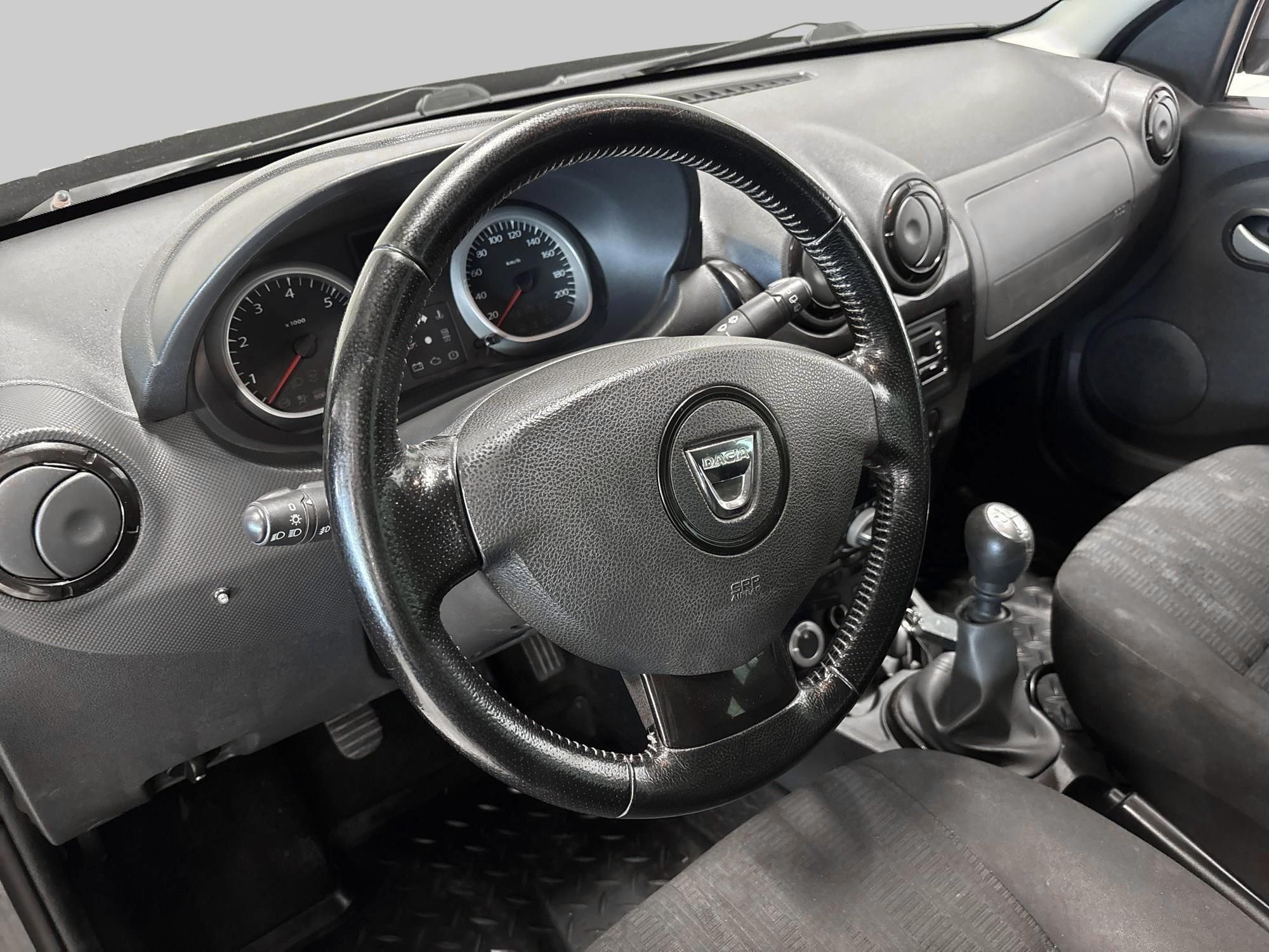 Image 15/35