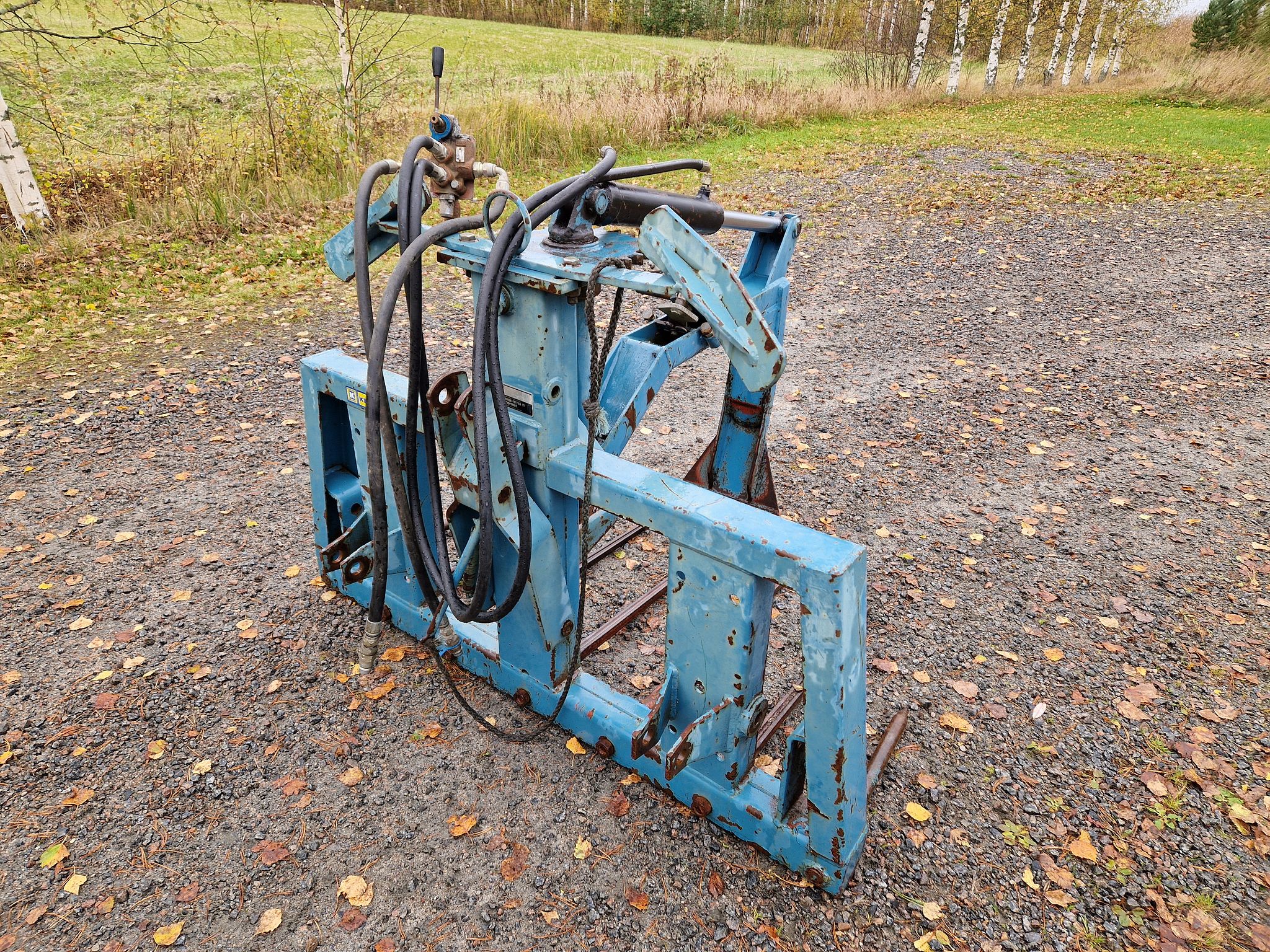 Image 4/19