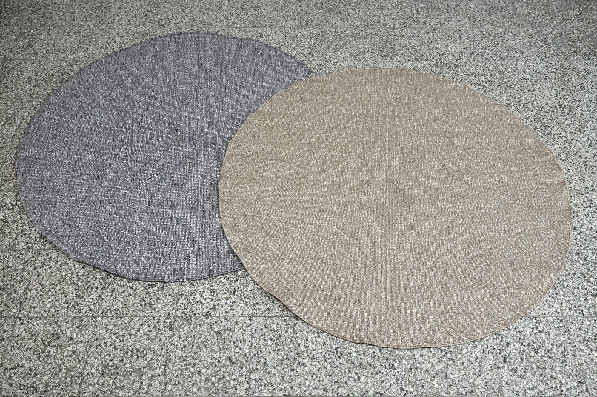 Image 1/7
