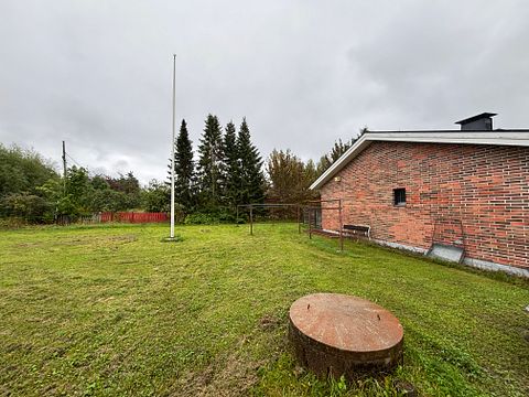 Image 10/56