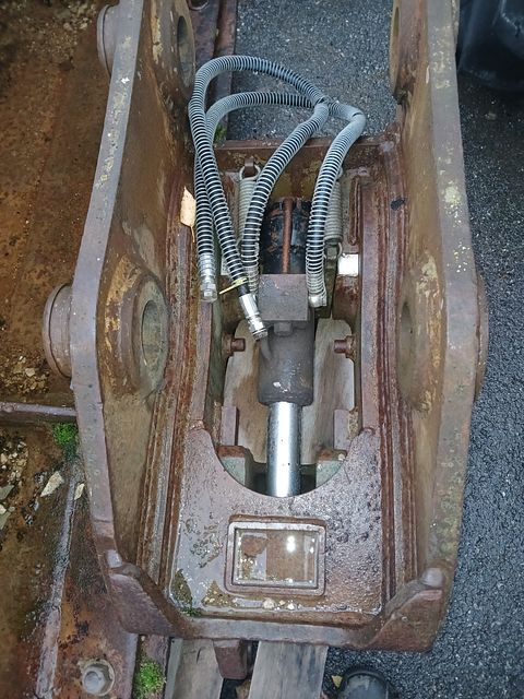 Image 7/7