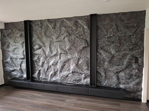 Image 5/14