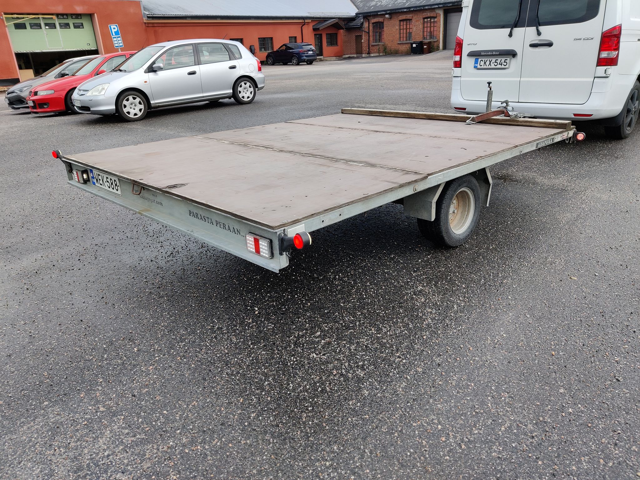 Image 3/16
