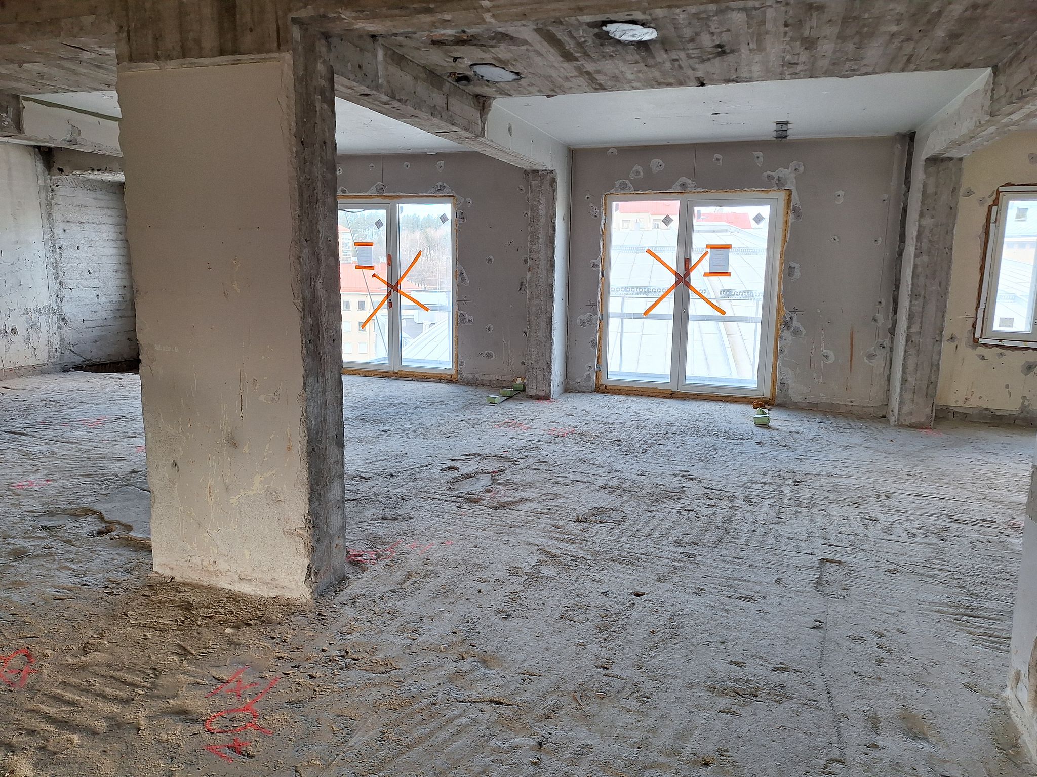 Image 6/20
