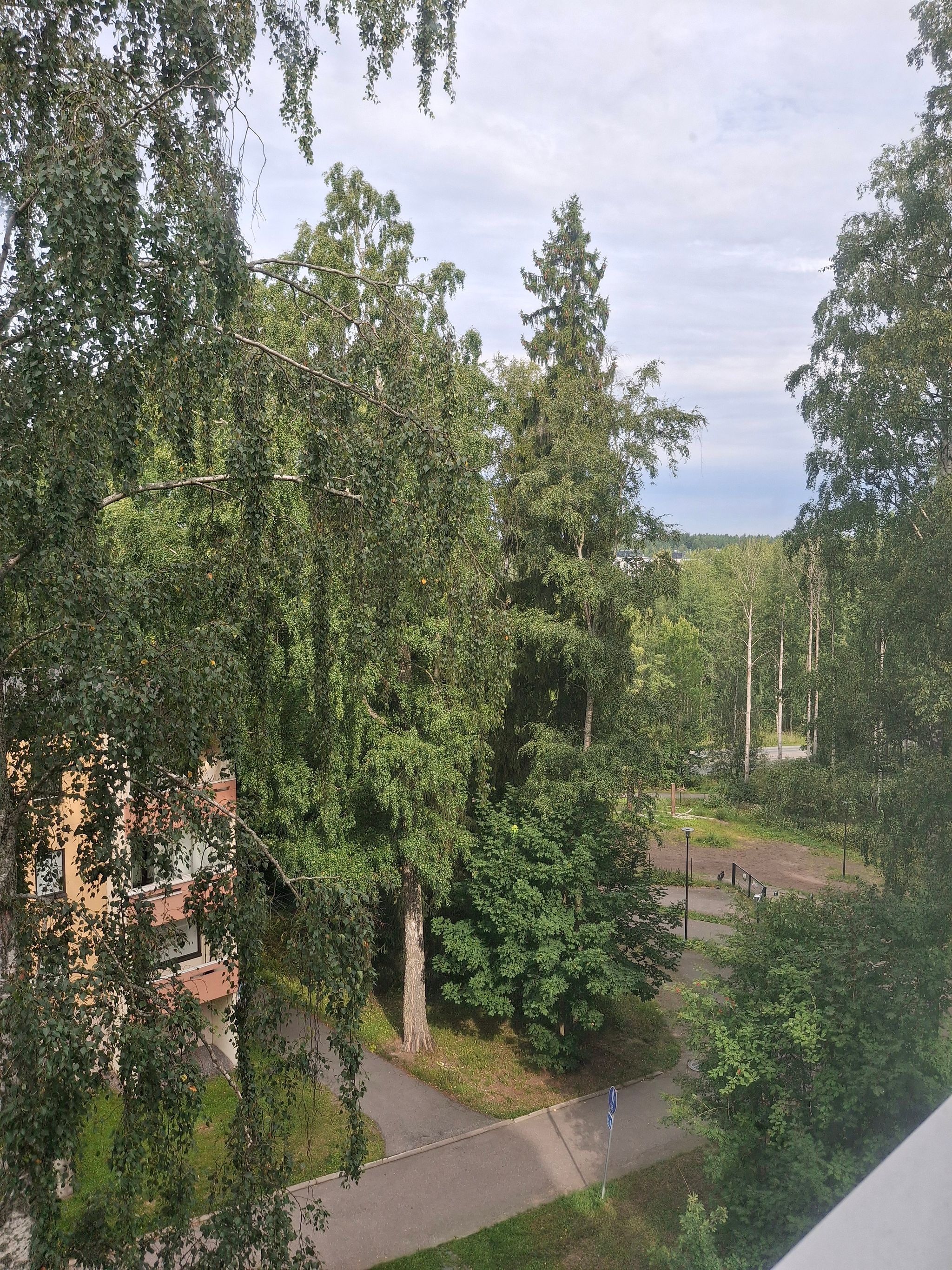 Image 14/14