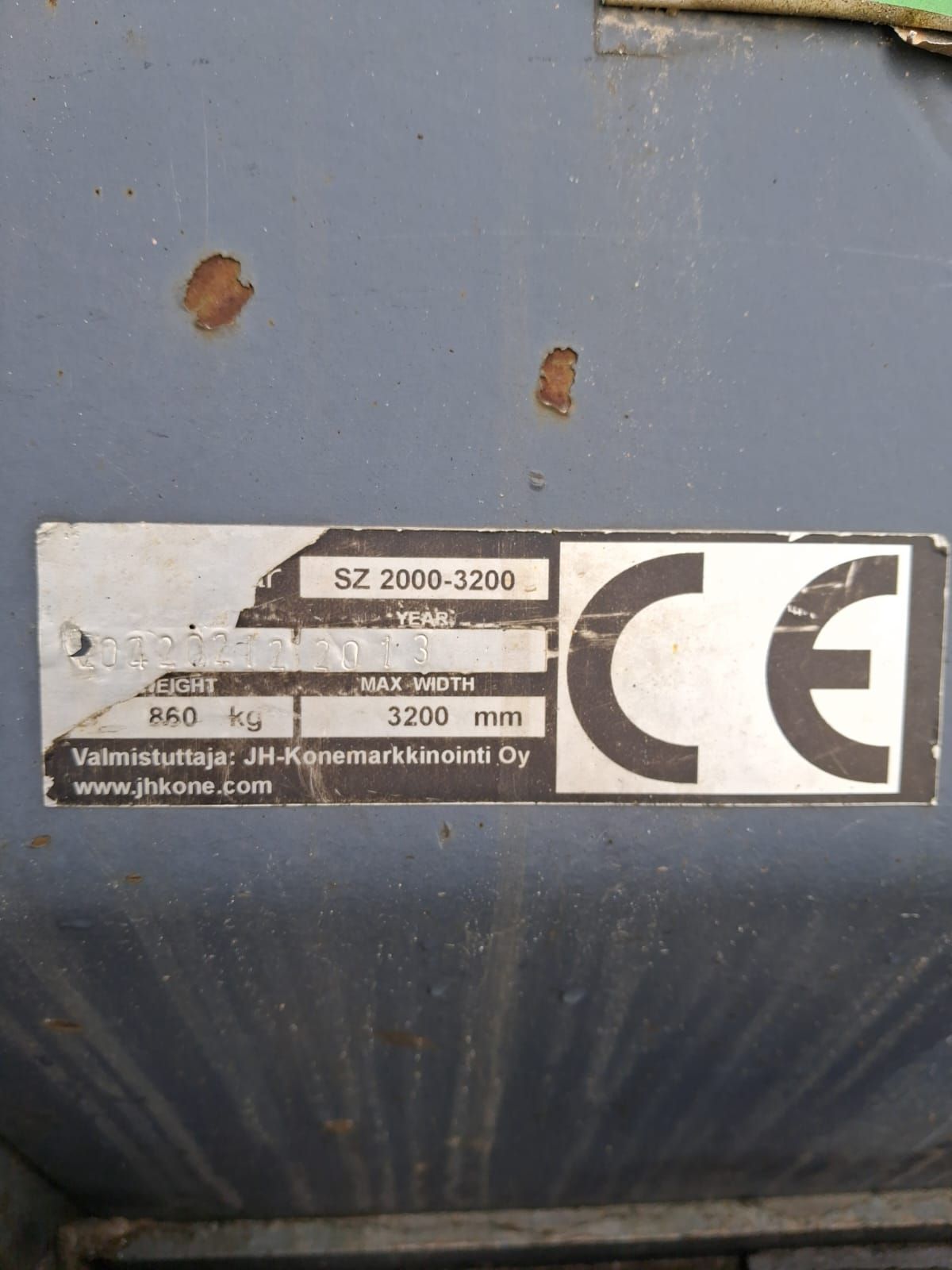 Image 6/8