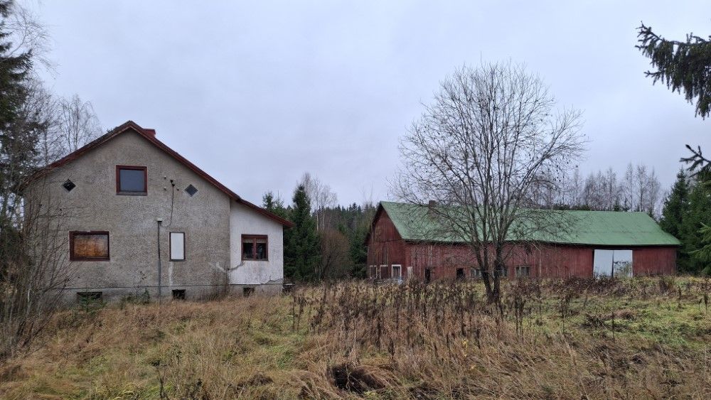 Ulosmitattu joen varressa sijaitseva kiinteistö, Akaa | Huutokaupat.com