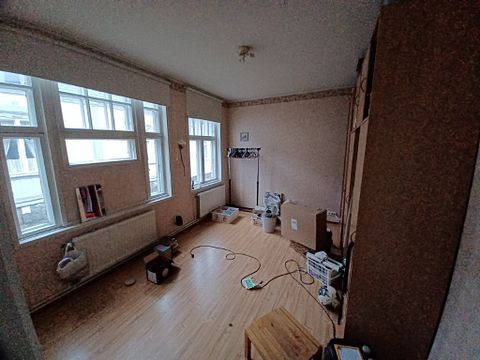 Image 55/100