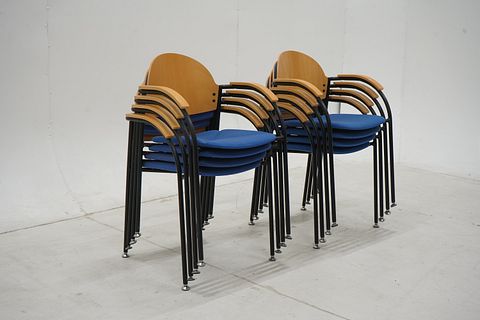 Image 1/8