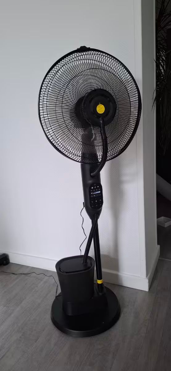 Image 1/10