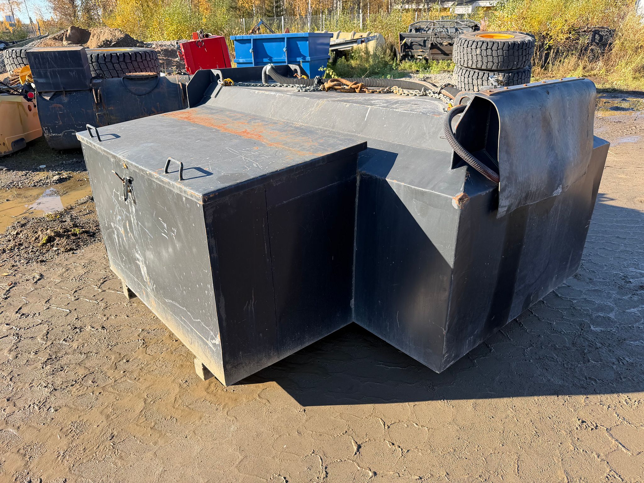 Image 1/7