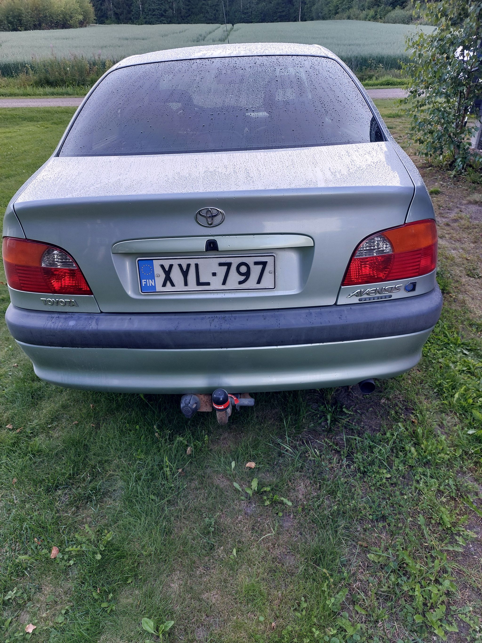 Image 4/10