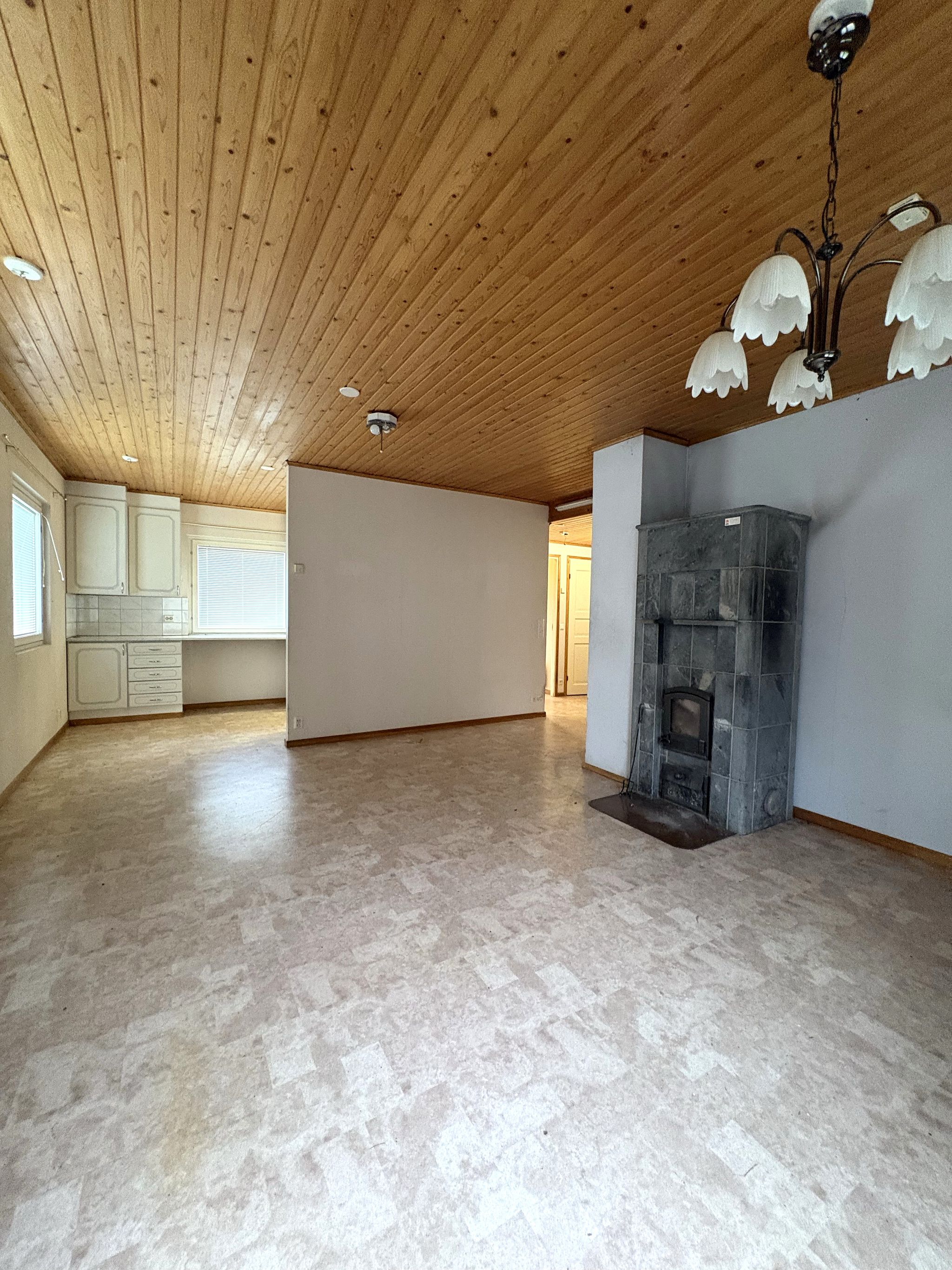 Image 5/14