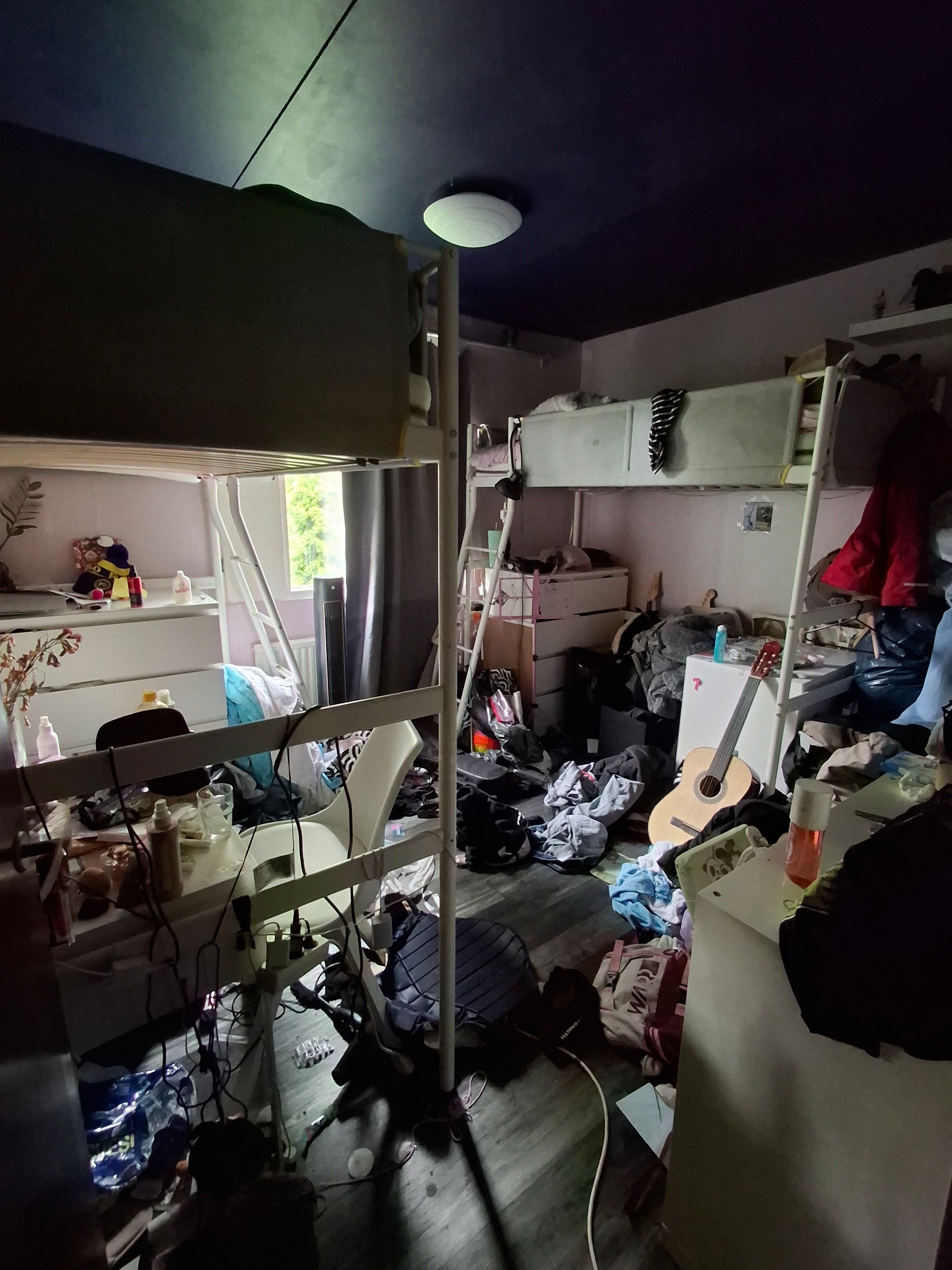 Image 11/23