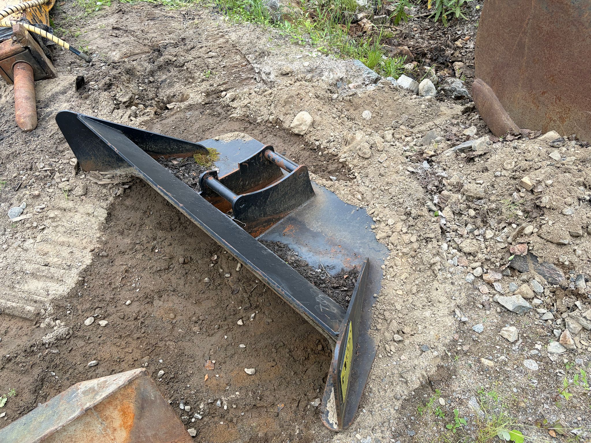 Image 3/5