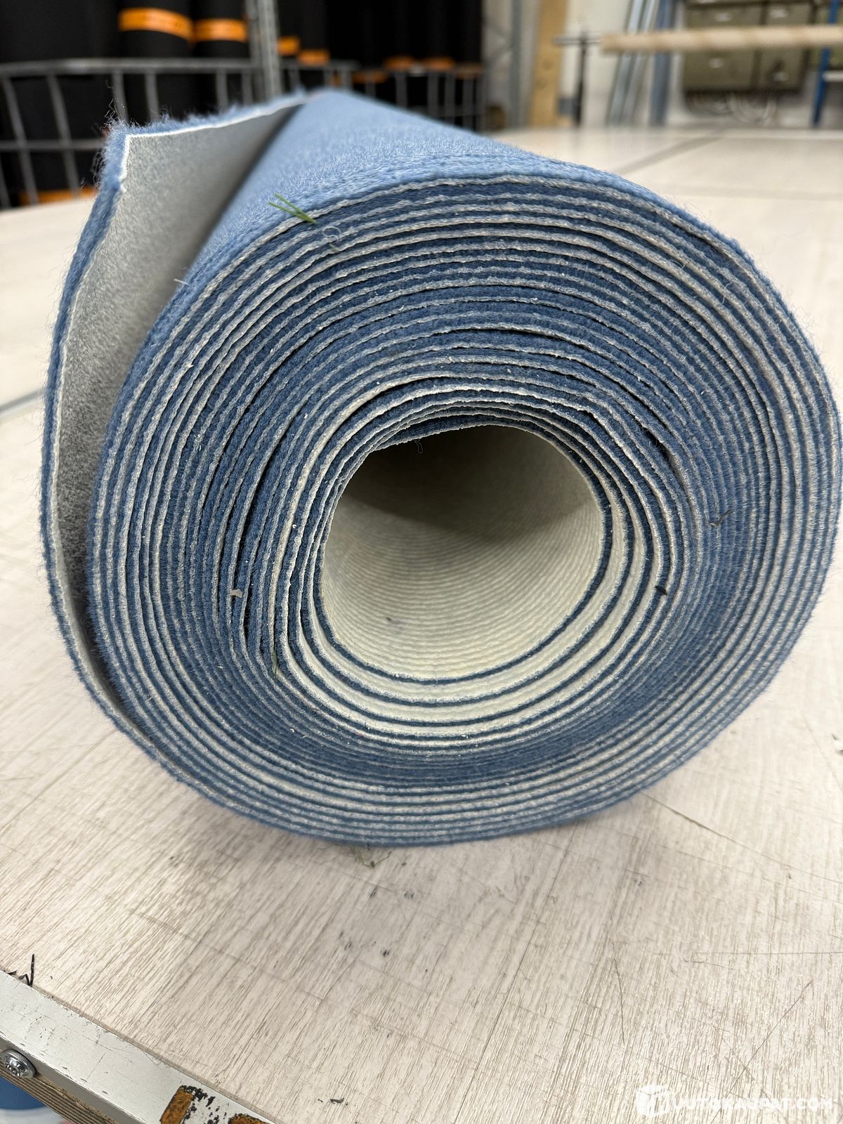 Mattoa Uutta 2 m leveää sinistä Smart Soft Step mattoa 10,00 metriä/20,00m2 ...